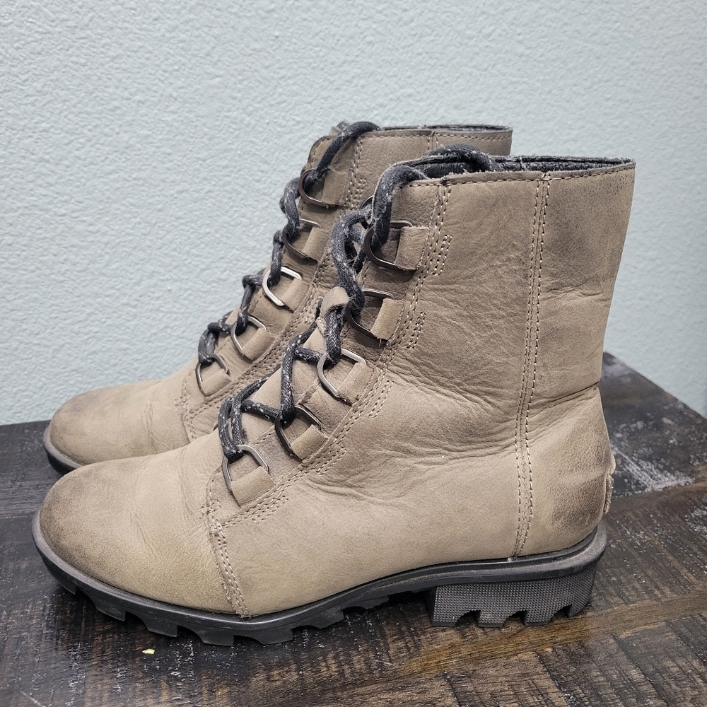 Sorel Boots Womens 7.5 Phoenix Combat Green Leather Waterproof Cozy Lace